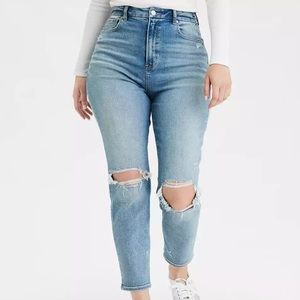 AE Stretch Ripped Curvy Mom Jean